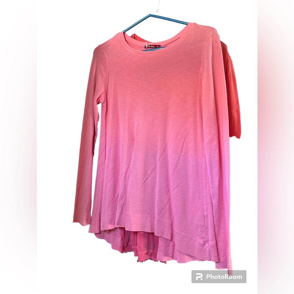 EUC BARBARA LESSER TOP SIZE SMALL.